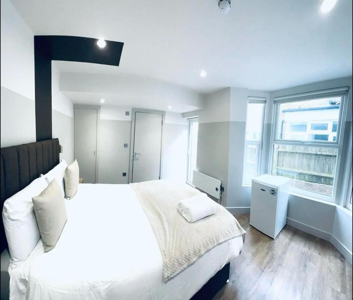 London South Charming Ensuite Look Like Hotel Designer Room Εξωτερικό φωτογραφία