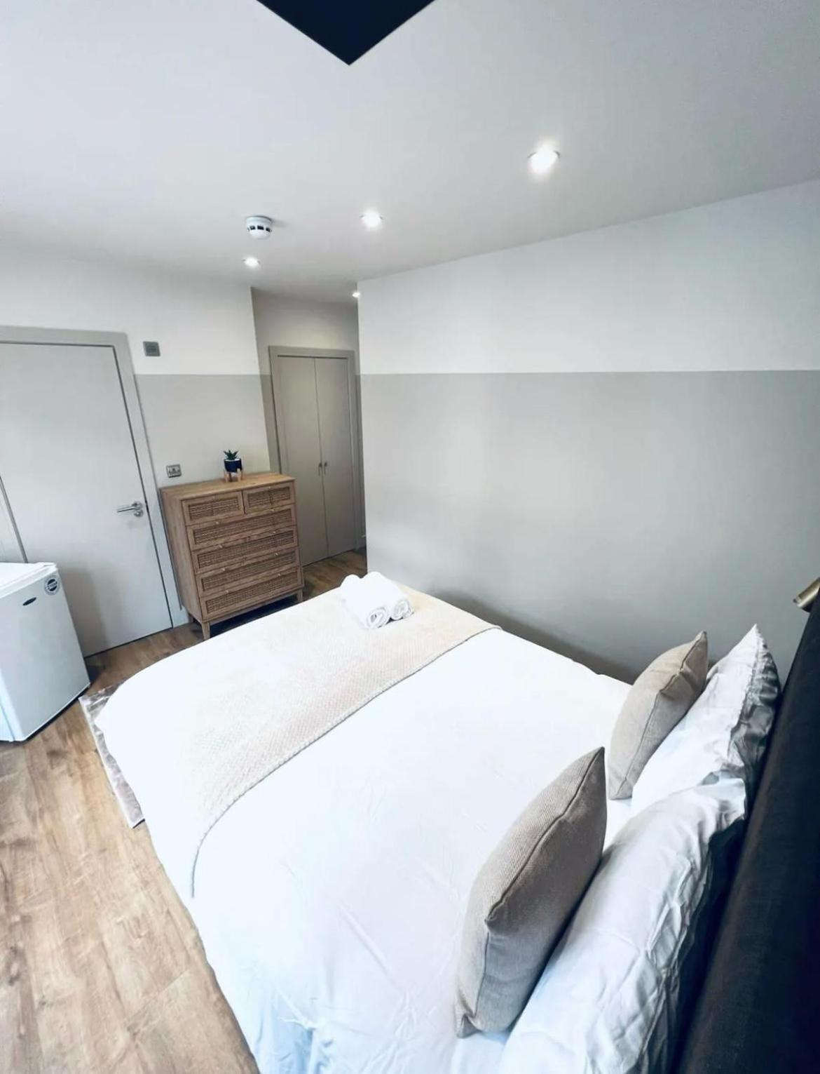 London South Charming Ensuite Look Like Hotel Designer Room Εξωτερικό φωτογραφία